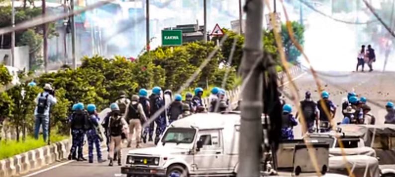 Prohibitory order imposed in Manipur. police forece at manipur voilence location.